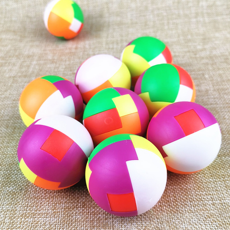 45mm Puzzle Ball Vending Game  - огляд і ціна Party Games Egg