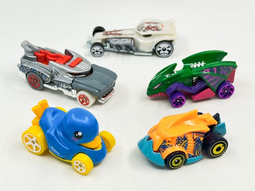 Hotwheels Alloy Small Running  - огляд і ціна Hot Wheels Car Track Sets